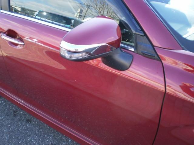 カローラフィールダー １．５Ｇ　ダブルバイビー　４ＷＤ　寒冷地　衝突被害軽減システム　メモリーナビ　バックカメラ　フルセグ　ＬＥＤヘッドランプ　アルミホイール　スマートキー　ＥＴＣ　盗難防止装置　キーレス　横滑り防止機能（9枚目）