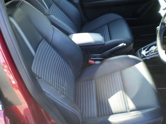 カローラフィールダー １．５Ｇ　ダブルバイビー　４ＷＤ　寒冷地　衝突被害軽減システム　メモリーナビ　バックカメラ　フルセグ　ＬＥＤヘッドランプ　アルミホイール　スマートキー　ＥＴＣ　盗難防止装置　キーレス　横滑り防止機能（27枚目）