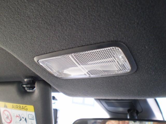 カローラフィールダー １．５Ｇ　ダブルバイビー　４ＷＤ　寒冷地　衝突被害軽減システム　メモリーナビ　バックカメラ　フルセグ　ＬＥＤヘッドランプ　アルミホイール　スマートキー　ＥＴＣ　盗難防止装置　キーレス　横滑り防止機能（30枚目）