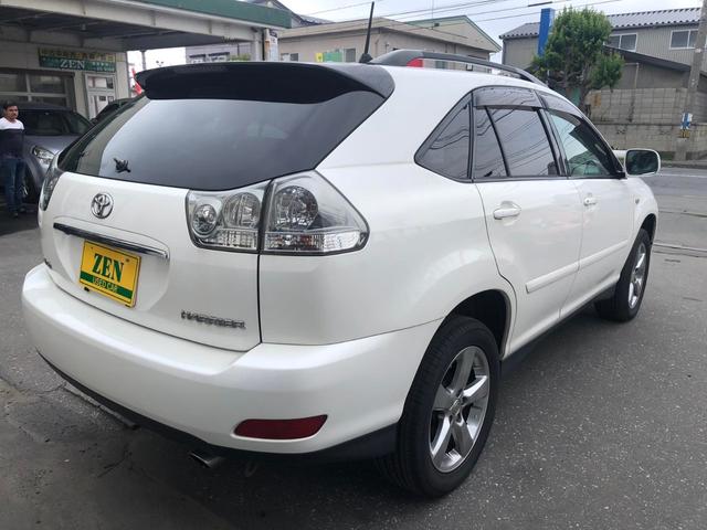4WD 240GプレミアムLパッケージ パワーシート(5枚目)
