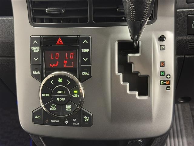 ヴォクシー ＺＳ　煌ＩＩＩ　４ＷＤ　寒冷地　ＨＤＤナビ　両側電動スライド　フルセグ　ＨＩＤヘッドライト　アルミホイール　スマートキー　ＥＴＣ　盗難防止装置　キーレス　３列シート　ウオークスルー　乗車定員７人（29枚目）