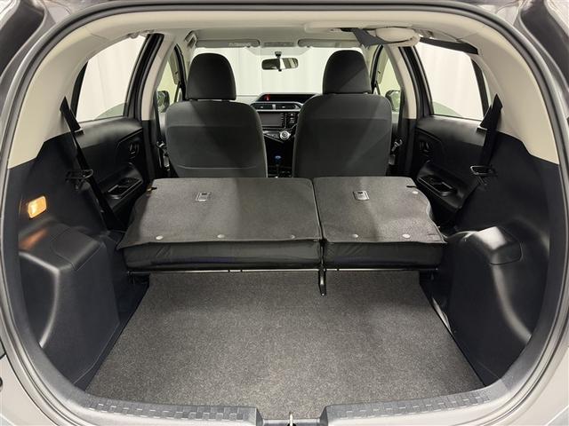 アクア Ｓ　寒冷地　メモリーナビ　バックカメラ　ワンセグ　アルミホイール　スマートキー　ＥＴＣ　盗難防止装置　キーレス　横滑り防止機能　ワンオーナー　ハイブリッド（14枚目）