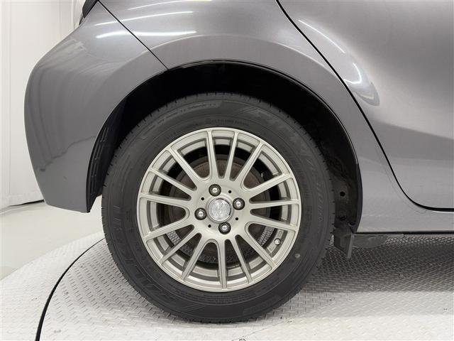 アクア Ｓ　寒冷地　メモリーナビ　バックカメラ　ワンセグ　アルミホイール　スマートキー　ＥＴＣ　盗難防止装置　キーレス　横滑り防止機能　ワンオーナー　ハイブリッド（24枚目）