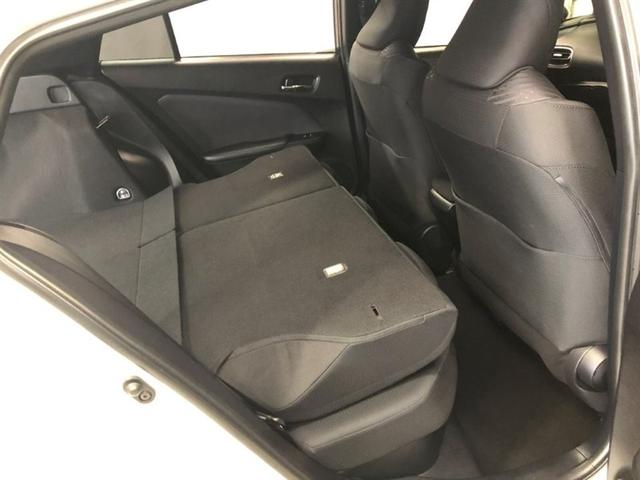 プリウス Ａ　４ＷＤ　衝突被害軽減システム　メモリーナビ　バックカメラ　フルセグ　ＬＥＤヘッドランプ　アルミホイール　スマートキー　オートクルーズコントロール　アイドリングストップ　ＥＴＣ　盗難防止装置　キーレス（15枚目）