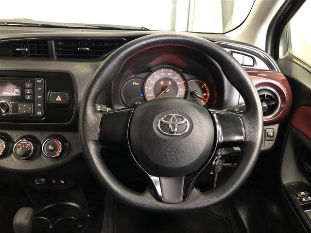 ヴィッツ ジュエラ 寒冷地 衝突被害軽減システム アルミホイール 盗難防止装置 キーレス 横滑り防止機能(7枚目)