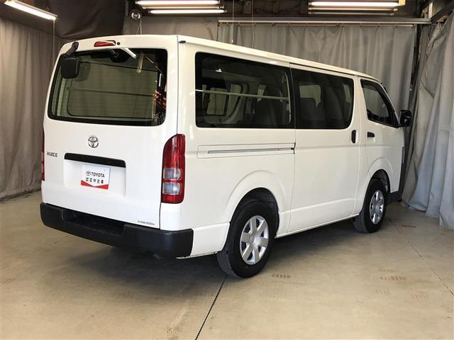 ハイエースバン ロングDX 4WD 衝突被害軽減システム ディーゼル メモリーナビ ETC キーレス 横滑り防止機能 乗車定員6人(3枚目)