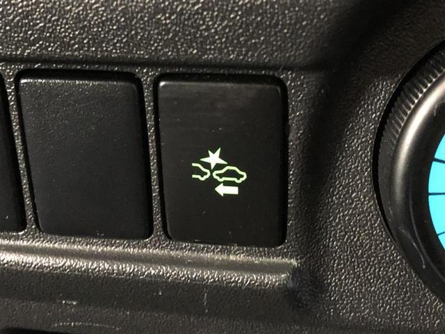 ハイエースバン ロングDX 4WD 衝突被害軽減システム ディーゼル メモリーナビ ETC キーレス 横滑り防止機能 乗車定員6人(12枚目)