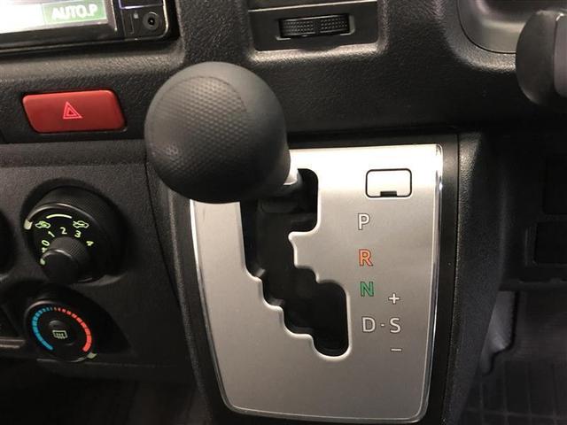 ハイエースバン ロングDX 4WD 衝突被害軽減システム ディーゼル メモリーナビ ETC キーレス 横滑り防止機能 乗車定員6人(13枚目)