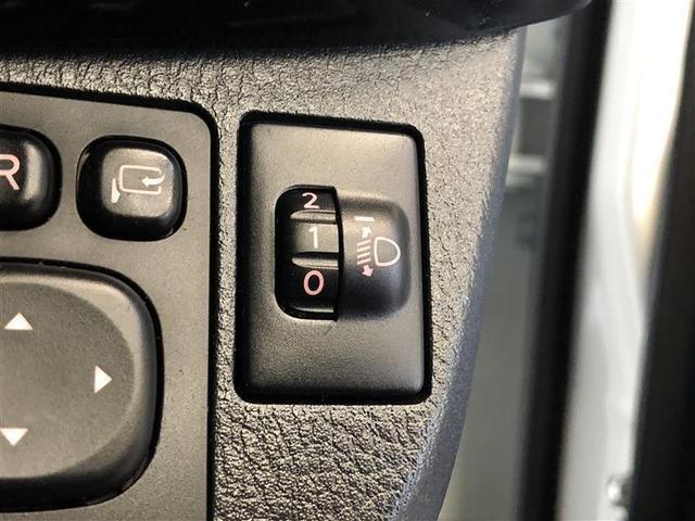 ヴィッツ Ｆ　セーフティーエディションＩＩ　４ＷＤ　衝突被害軽減システム　メモリーナビ　バックカメラ　スマートキー　ＥＴＣ　盗難防止装置　キーレス　横滑り防止機能（25枚目）