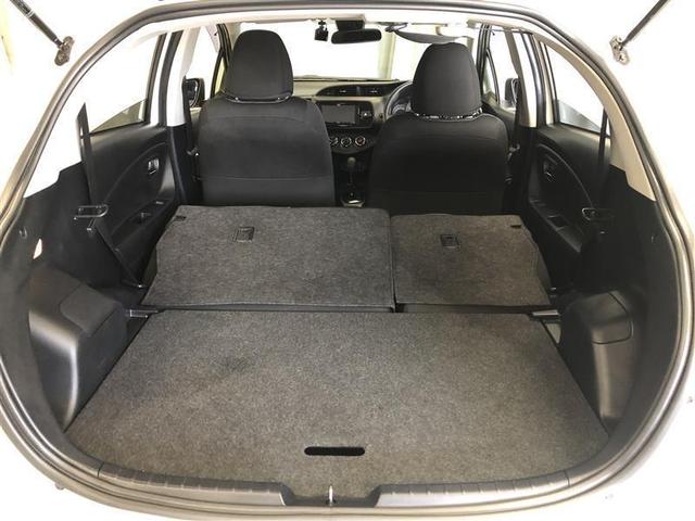 ヴィッツ Ｆ　セーフティーエディションＩＩ　４ＷＤ　衝突被害軽減システム　メモリーナビ　バックカメラ　スマートキー　ＥＴＣ　盗難防止装置　キーレス　横滑り防止機能（34枚目）