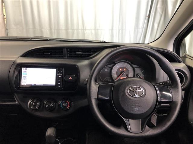 ヴィッツ Ｆ　４ＷＤ　寒冷地　メモリーナビ　盗難防止装置　キーレス　横滑り防止機能（7枚目）