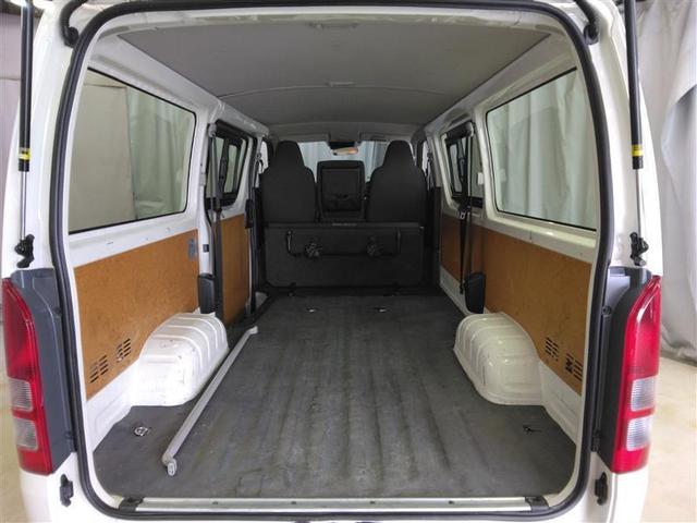 ハイエースバン ロングDX 4WD 衝突被害軽減システム ディーゼル メモリーナビ バックカメラ ETC 盗難防止装置 キーレス 横滑り防止機能 乗車定員6人(31枚目)