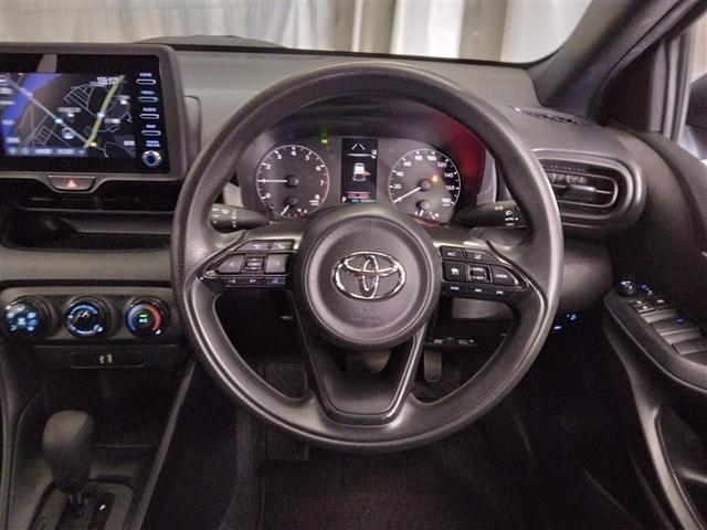 ヤリス X 4WD 衝突被害軽減システム メモリーナビ バックカメラ ドラレコ スマートキー オートクルーズコントロール ETC 盗難防止装置 キーレス 横滑り防止機能(7枚目)