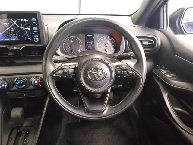 ヤリス X 4WD 衝突被害軽減システム メモリーナビ バックカメラ ドラレコ スマートキー オートクルーズコントロール ETC 盗難防止装置 キーレス 横滑り防止機能(7枚目)