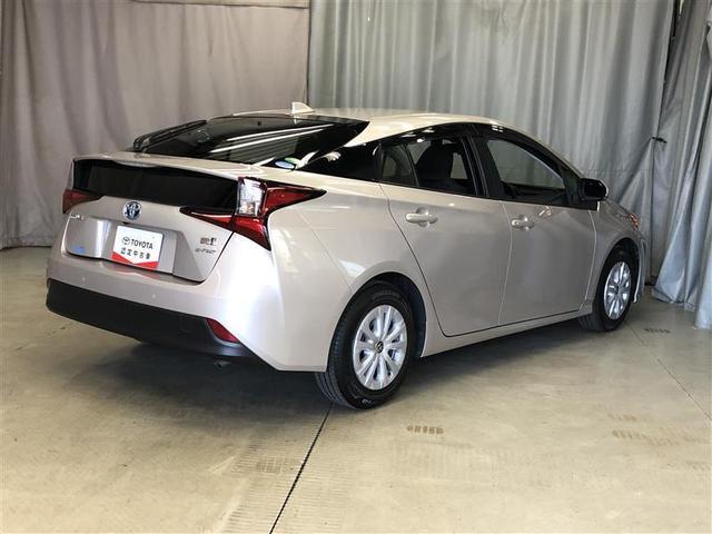 プリウス S 4WD 寒冷地 衝突被害軽減システム メモリーナビ バックカメラ LEDヘッドランプ アルミホイール ドラレコ スマートキー オートクルーズコントロール アイドリングストップ 盗難防止装置 キーレス(3枚目)