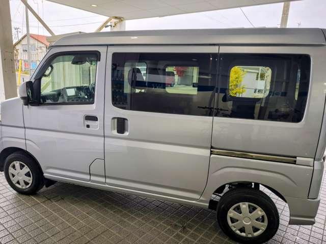 サンバーバン ６６０　ＶＣ　４ＷＤ　両側スライドドア　４ＷＤ　コーナーセンサー　キーレスエントリー　衝突被害軽減システム（9枚目）