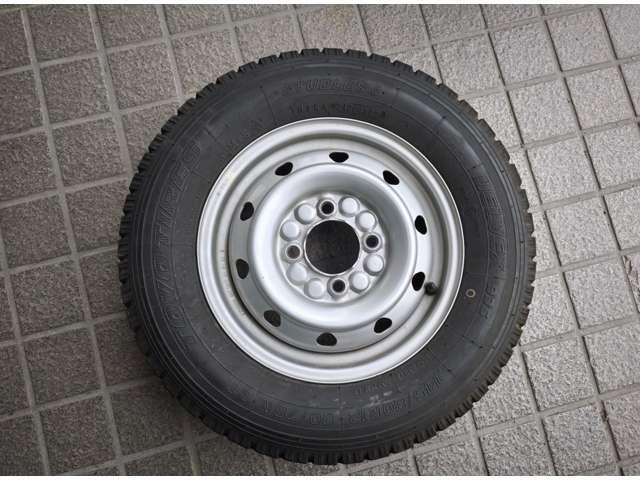 サンバーバン ６６０　ＶＣ　４ＷＤ　両側スライドドア　４ＷＤ　コーナーセンサー　キーレスエントリー　衝突被害軽減システム（11枚目）