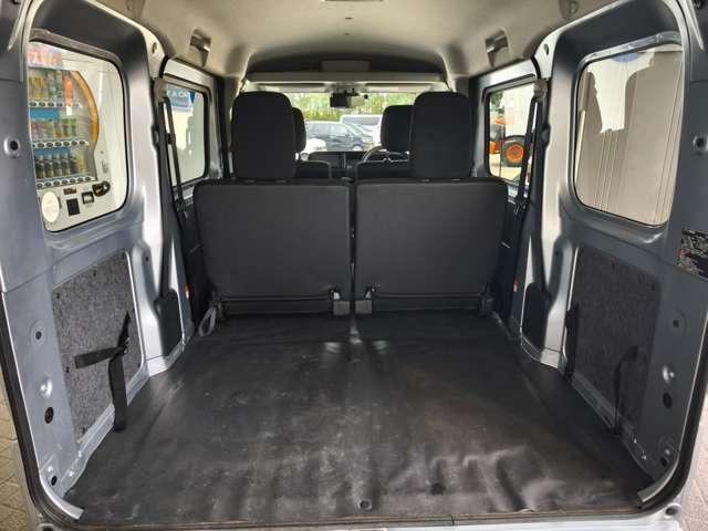 サンバーバン ６６０　ＶＣ　４ＷＤ　両側スライドドア　４ＷＤ　コーナーセンサー　キーレスエントリー　衝突被害軽減システム（12枚目）