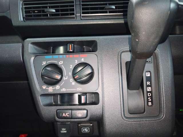 サンバーバン ６６０　ＶＣ　４ＷＤ　両側スライドドア　４ＷＤ　コーナーセンサー　キーレスエントリー　衝突被害軽減システム（20枚目）