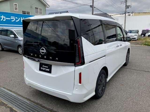 セレナ ２．０　ＸＶ　４ＷＤ　全方位モニタ　両側電動スライドドア　ＬＥＤヘ　フルセグ　シートヒーター　衝突軽減ブレ－キ　ＬＥＤヘッドライト　４ＷＤ　バックカメラ　ＥＴＣ　インテリジェントアラウンドビューモニター　レーダークルーズ（6枚目）