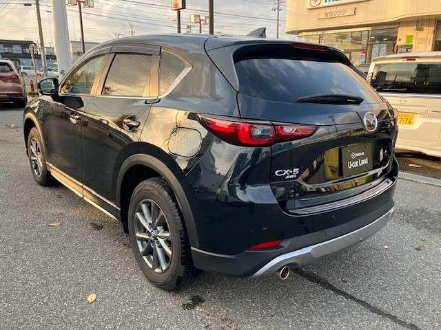 ＣＸ－５ ２．０　２０Ｓ　フィールド　ジャーニー　４ＷＤ　アダプティブクルーズコントロール　全方位　クリアランスソナー　レーダークルコン　ＬＥＤヘッドライト　自動ブレーキ　パワーシート　スマートキー　フルセグ　４ＷＤ　パワーバックドア　アイドリングストップ（8枚目）