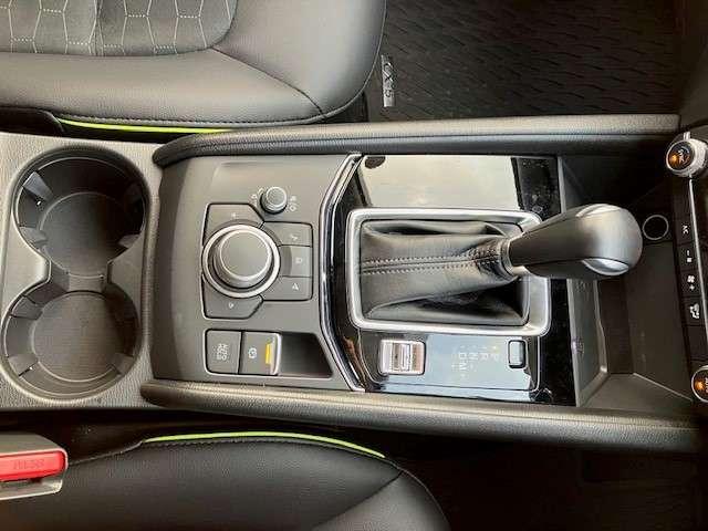 ＣＸ－５ ２．０　２０Ｓ　フィールド　ジャーニー　４ＷＤ　アダプティブクルーズコントロール　全方位　クリアランスソナー　レーダークルコン　ＬＥＤヘッドライト　自動ブレーキ　パワーシート　スマートキー　フルセグ　４ＷＤ　パワーバックドア　アイドリングストップ（20枚目）