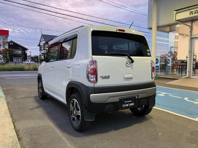 フレアクロスオーバー ６６０　ＸＳ　４ＷＤ　衝突被害軽減ブレーキ　シートヒーター　ア　シ－トヒ－タ－　Ｓエネチャージ　助手席エアバッグ　オートエアコン　４ＷＤ　パワーウインドウ　パワステ　運転席エアバッグ　ＡＢＳ　踏み間違い防止装置（3枚目）