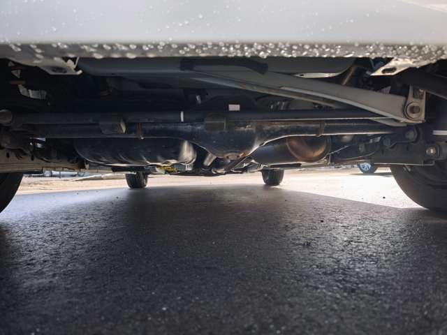 ルーミー 1.0 G 4WD フルフラット クリアランスソナー インテリキー 盗難防止システム 両側電動スライドドア オートマチックハイビーム 4WD 横滑り防止装置 パワーステアリング アイドリングストップ オートエアコン(11枚目)