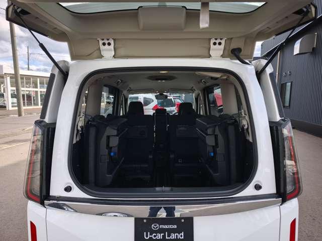 セレナ 2.0 XV 4WD シートヒーター 衝突軽減ブレ-キ 4WD バックカメラ インテリジェントアラウンドビューモニター レーダークルーズ 両側ASD 3列シート(14枚目)