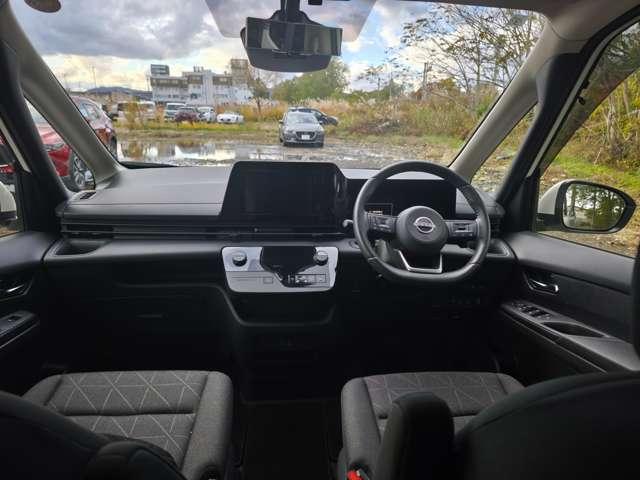 セレナ 2.0 XV 4WD シートヒーター 衝突軽減ブレ-キ 4WD バックカメラ インテリジェントアラウンドビューモニター レーダークルーズ 両側ASD 3列シート(15枚目)