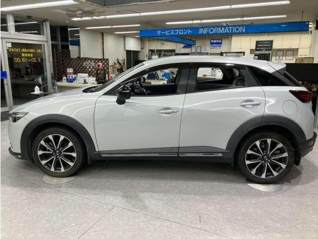 CX-3 1.8 XD Lパッケージ ディーゼルターボ 4WD 全方位モニタ マニュアルトランスミッショ ターボ レーダークルーズ 360°モニター スマートキー 前席シートヒーター ETC 4WD パーキングセンサー フルセグ 電動シート Aストップ AW(8枚目)