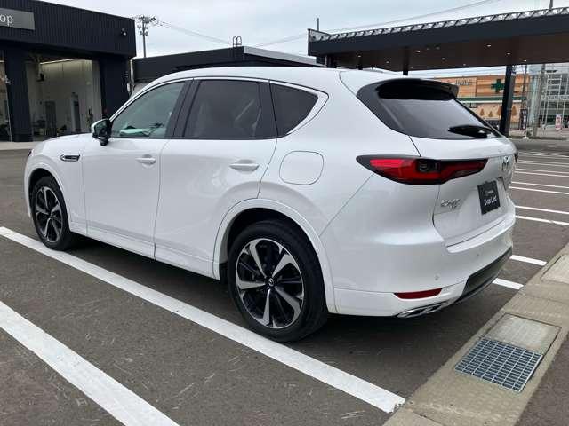 ＣＸ－６０ ３．３　ＸＤハイブリッド　プレミアム　モダン　ディーゼルター　ディーゼルターボ　全方位モニタ　サンル　地上デジタル　衝突軽減装置　ＥＴＣ車載器　ヒーター　本革シート　メモリーナビ　バックカメラ　４ＷＤ　パワーシート　ナビ＆ＴＶ　アイドリングストップ　ＡＢＳ（3枚目）