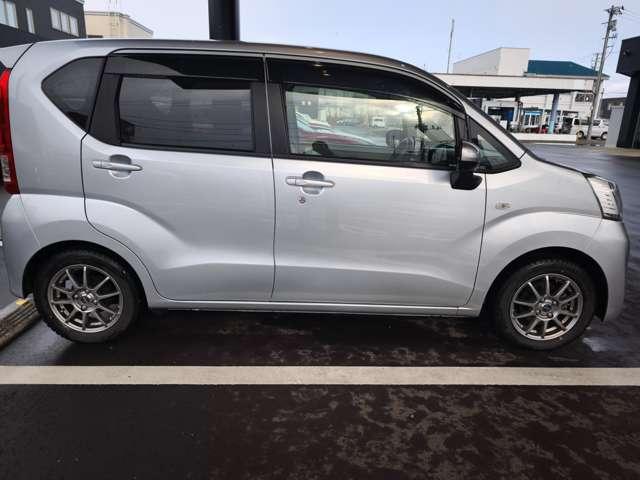 ステラ ６６０　Ｌ　スマートアシスト　４ＷＤ　衝突被害軽減ブレーキ　シートヒーター　フル　ＶＤＣ　運転席シートヒーター　衝突軽減　ＤＶＤ再生　リモコンキー　パワーステアリング　エアコン　寒冷地仕様　ＡＢＳ　アイドリングストップ　４ＷＤ　ＥＴＣ（4枚目）