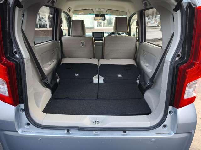 ステラ ６６０　Ｌ　スマートアシスト　４ＷＤ　衝突被害軽減ブレーキ　シートヒーター　フル　ＶＤＣ　運転席シートヒーター　衝突軽減　ＤＶＤ再生　リモコンキー　パワーステアリング　エアコン　寒冷地仕様　ＡＢＳ　アイドリングストップ　４ＷＤ　ＥＴＣ（10枚目）