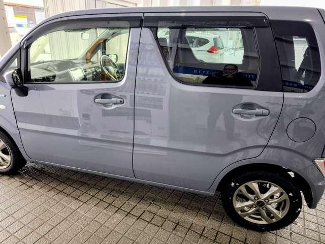 フレア ６６０　ハイブリッド　ＸＧ　４ＷＤ　全方位モニタ　アルミホイール　衝突被害軽減　デュアルブレーキサポート　バックアイカメラ　パーキングセンサー　フルセグテレビ　シートヒーター　アダプティブクルーズコントロール　スマートキー　ベンチシート（8枚目）