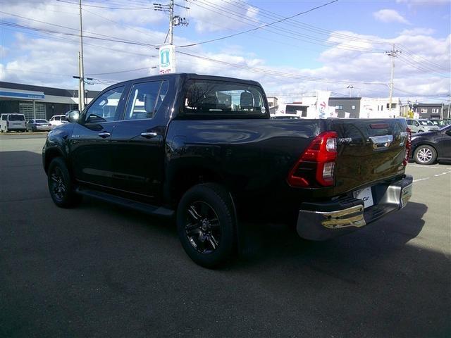 ハイラックス Ｚ　４ＷＤ　バックカメラ　衝突被害軽減システム　ＬＥＤヘッドランプ　ディーゼル　アルミホイール　キーレス　ＡＢＳ　エアバッグ　スマートキー　オートクルーズコントロール（4枚目）