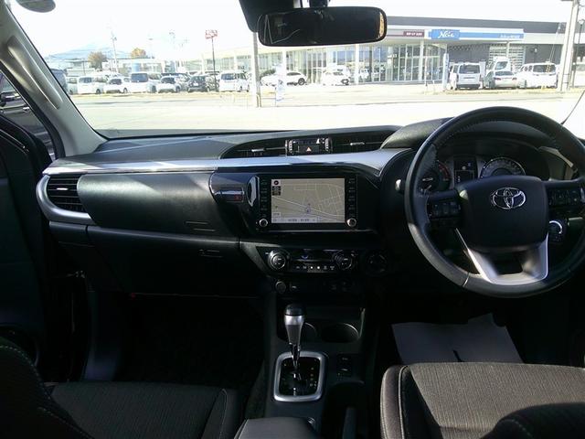 ハイラックス Ｚ　４ＷＤ　バックカメラ　衝突被害軽減システム　ＬＥＤヘッドランプ　ディーゼル　アルミホイール　キーレス　ＡＢＳ　エアバッグ　スマートキー　オートクルーズコントロール（7枚目）