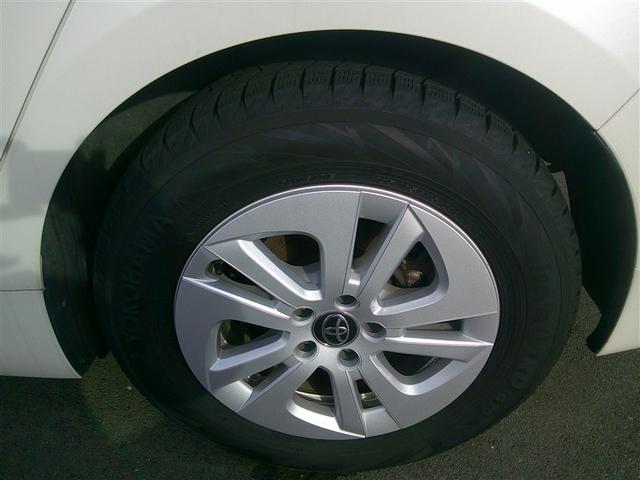 プリウス S 4WD メモリーナビ DVD再生 バックカメラ 衝突被害軽減システム ETC 記録簿 CD ABS エアバッグ オートクルーズコントロール(10枚目)