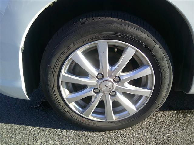 プリウス S 4WD メモリーナビ DVD再生 バックカメラ 衝突被害軽減システム ETC 記録簿 CD ABS エアバッグ オートクルーズコントロール(16枚目)