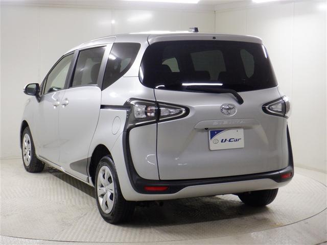シエンタ Ｘ　４ＷＤ　バックカメラ　ＥＴＣ　電動スライドドア　乗車定員６人　ＡＢＳ　エアバッグ（4枚目）