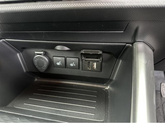 ライズ Ｚ　４ＷＤ　ミュージックプレイヤー接続可　衝突被害軽減システム　ＬＥＤヘッドランプ　アルミホイール　キーレス　ＡＢＳ　エアバッグ　スマートキー　オートクルーズコントロール（8枚目）