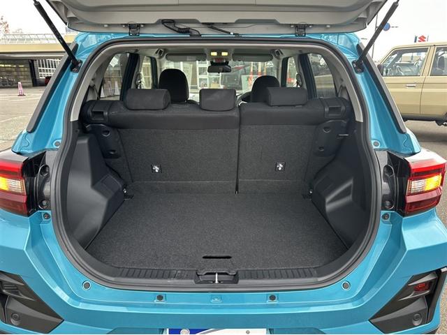 ライズ Ｚ　４ＷＤ　ミュージックプレイヤー接続可　衝突被害軽減システム　ＬＥＤヘッドランプ　アルミホイール　キーレス　ＡＢＳ　エアバッグ　スマートキー　オートクルーズコントロール（10枚目）