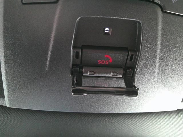 クラウンクロスオーバー Ｇレザーパッケージ　革シート　４ＷＤ　フルセグ　メモリーナビ　ミュージックプレイヤー接続可　バックカメラ　衝突被害軽減システム　ＥＴＣ　ドラレコ　ＬＥＤヘッドランプ　アルミホイール　キーレス　ＡＢＳ　エアバッグ（15枚目）