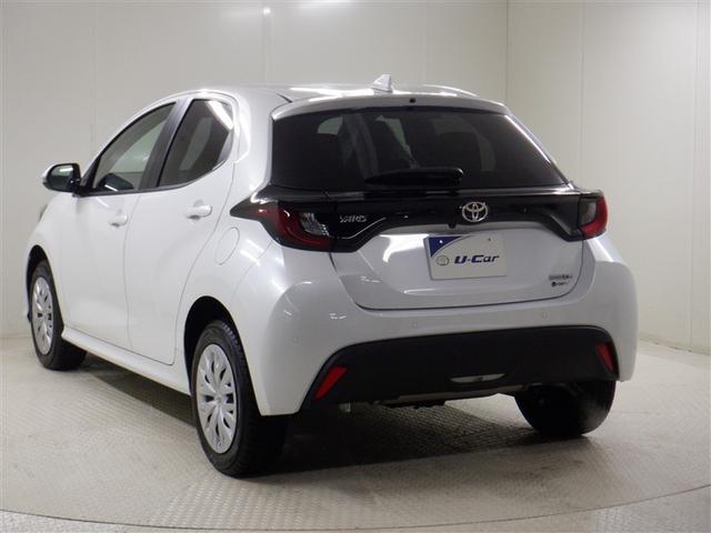 ヤリス ハイブリッドＧ　４ＷＤ　ミュージックプレイヤー接続可　バックカメラ　衝突被害軽減システム　キーレス　ＡＢＳ　エアバッグ　スマートキー　オートクルーズコントロール（4枚目）