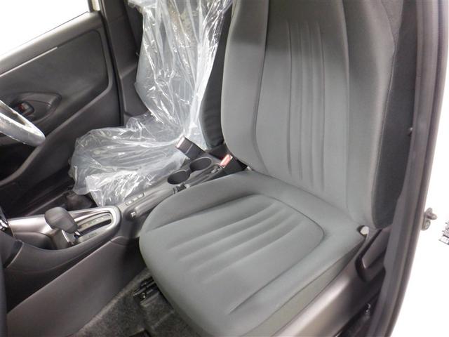 ヤリス ハイブリッドＧ　４ＷＤ　ミュージックプレイヤー接続可　バックカメラ　衝突被害軽減システム　キーレス　ＡＢＳ　エアバッグ　スマートキー　オートクルーズコントロール（6枚目）