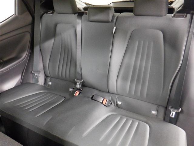 ヤリス ハイブリッドＧ　４ＷＤ　ミュージックプレイヤー接続可　バックカメラ　衝突被害軽減システム　キーレス　ＡＢＳ　エアバッグ　スマートキー　オートクルーズコントロール（7枚目）