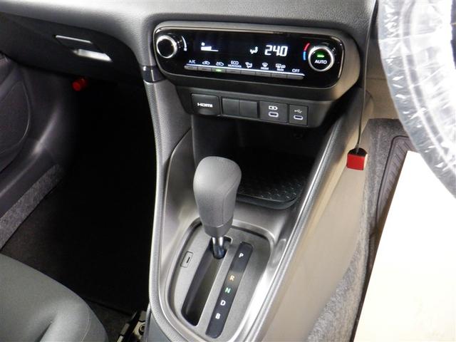 ヤリス ハイブリッドＧ　４ＷＤ　ミュージックプレイヤー接続可　バックカメラ　衝突被害軽減システム　キーレス　ＡＢＳ　エアバッグ　スマートキー　オートクルーズコントロール（13枚目）