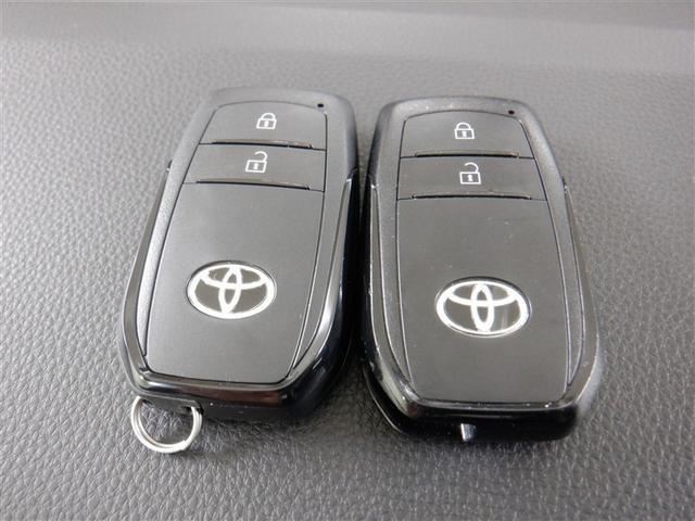 ヤリス ハイブリッドＧ　４ＷＤ　ミュージックプレイヤー接続可　バックカメラ　衝突被害軽減システム　キーレス　ＡＢＳ　エアバッグ　スマートキー　オートクルーズコントロール（16枚目）