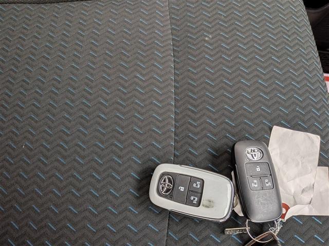 ルーミー カスタムＧ　４ＷＤ　ワンセグ　バックカメラ　衝突被害軽減システム　両側電動スライド　ＬＥＤヘッドランプ　アイドリングストップ　アルミホイール　キーレス　ＡＢＳ　エアバッグ　スマートキー　オートクルーズコントロール（12枚目）