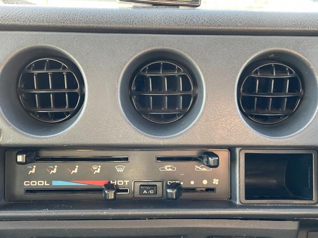 ジムニー 　４ＷＤ／ＣＤ／電動ウィンチ付き／冬タイヤ装着／ＡＭ／ＦＭ／エンジンスターター／３ＡＴ／パートタイム４ＷＤ／エアコン（14枚目）